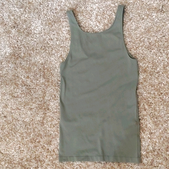Tank top - Picture 3 of 4